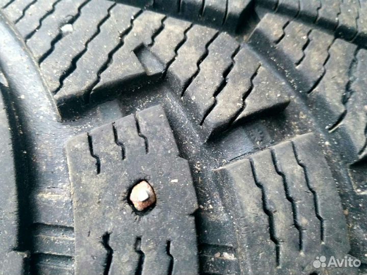 Nokian Tyres Hakkapeliitta 5 235/65 R17