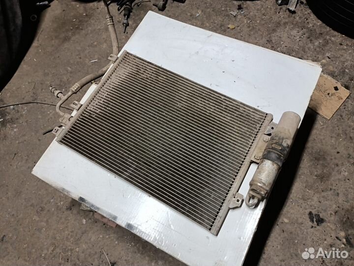 Радиатор кондиционера на renault logan 1