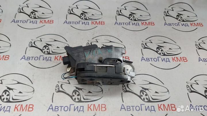 Замок двери передней левой Mercedes Vito W639