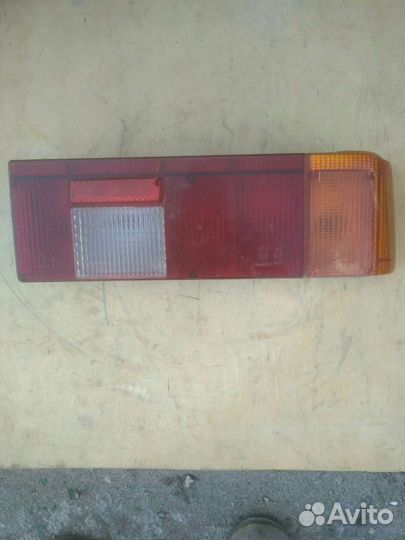 Фонарь задний правый М-2141