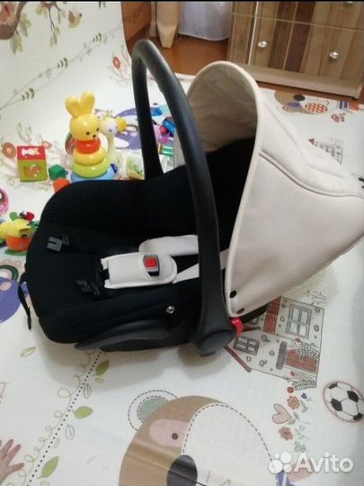 Коляска 3 в 1