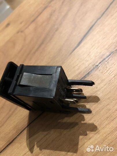 Кнопка птф Volkswagen Golf 2 хетчбек 1.8 1984