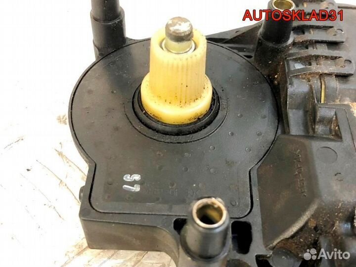 Моторчик стеклоподъемника Audi A6 C5 0130821774