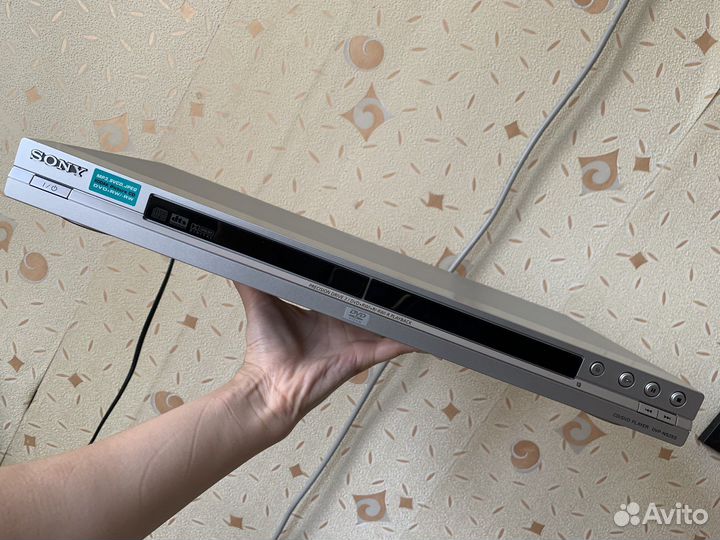 CD /DVD проигрыватель sony