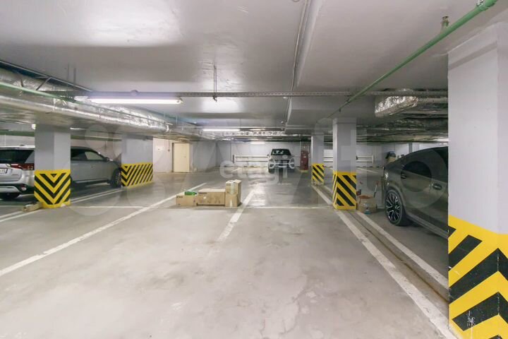 Машиноместо, 13 м²