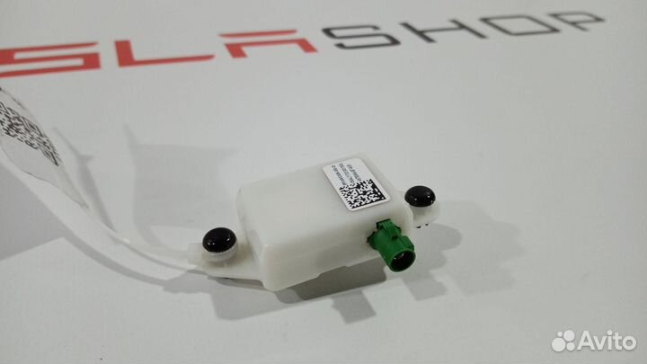 Антенна WI-FI Tesla Model 3 2019 1093306-00-D
