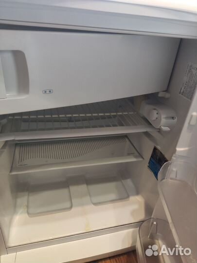 Холодильник indesit MT 08