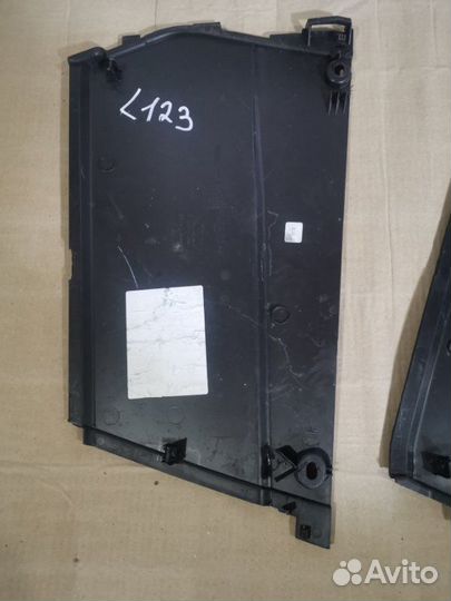 Накладка в салоне Ford Kuga 2 SUV 1.5L M9MD