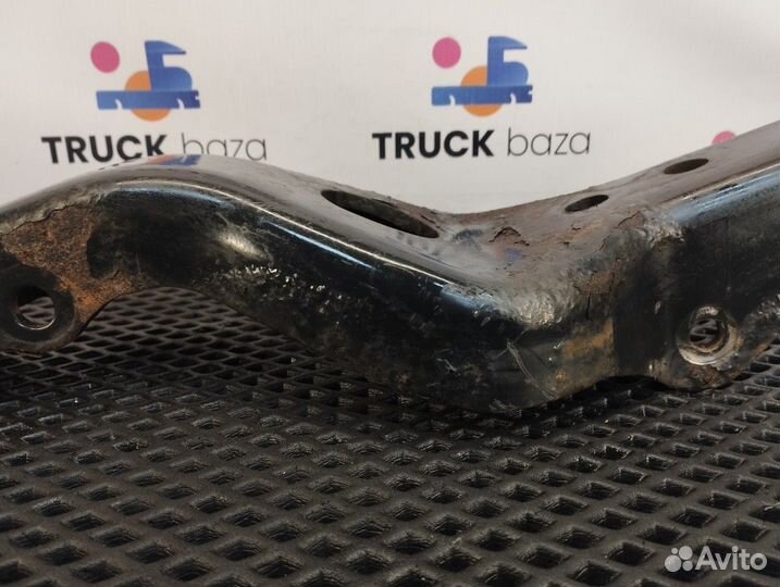 85417016001 Кронштейн замка кабины