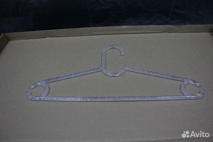 Вешалки разные