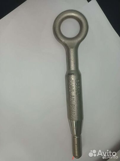 Буксировочный крюк Volvo