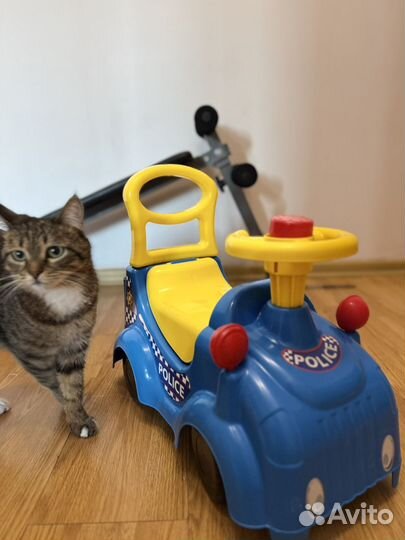 Машинка толокар