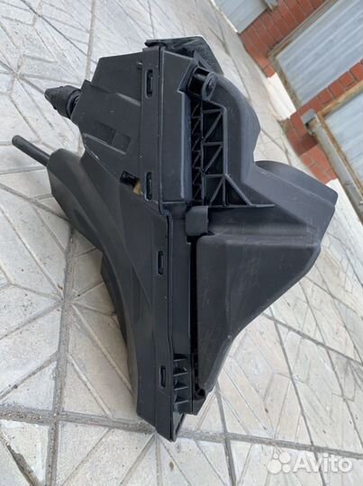 Корпус воздушного фильтра Ауди А4,А5,Q5