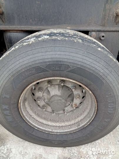 Freightliner Columbia с полуприцепом, 2002