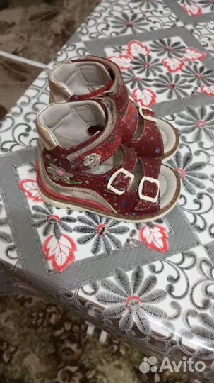 Босоножки для девочки 21 размер