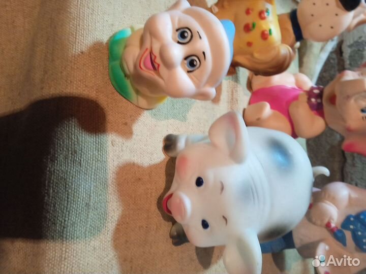 Игрушки резиновые