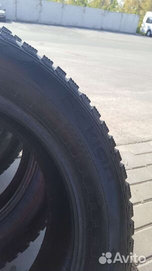 Nokian Tyres Nordman 5 SUV 215/60 R17