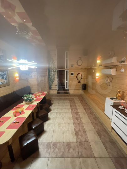 Дом 200 м² на участке 2 сот.