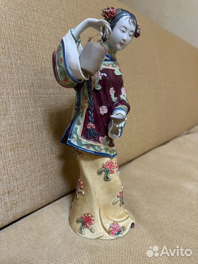 Винтажная фигурка китаянки