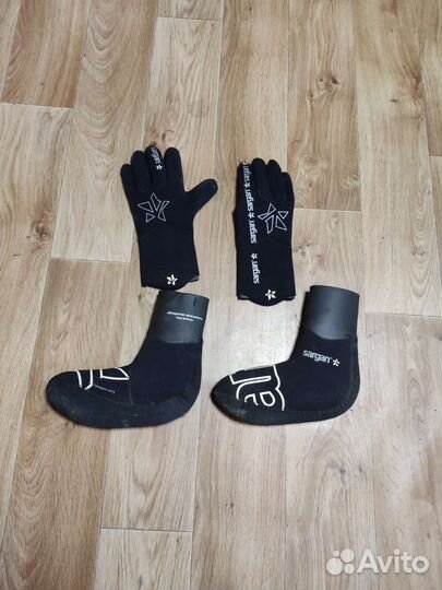 Гидрокостюм и снаряжение для подводной охоты