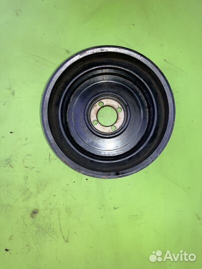 Шкив помпы для Mercedes W124 2.0 2.3