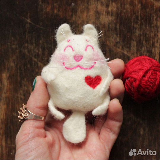 Коты. Сувенирные. Брошь. Брелок