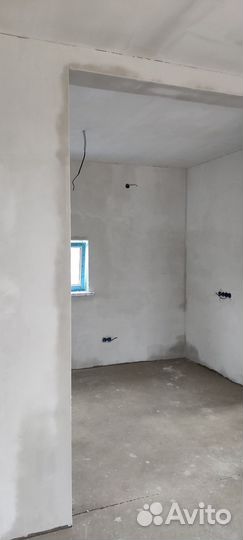 Шпатлевка стен, обой, поклейка обоев