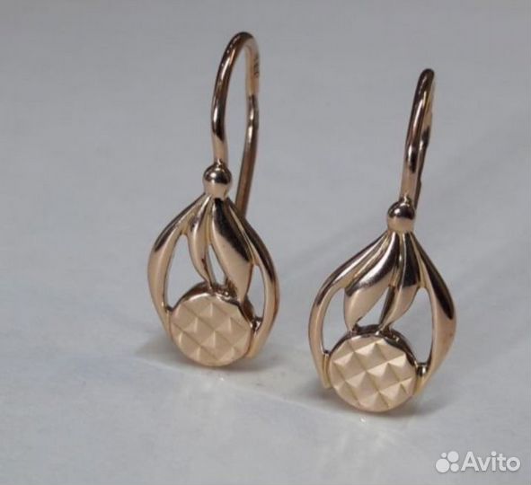 Золотые серьги СССР 583