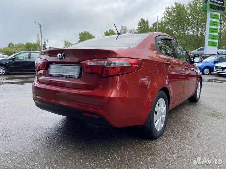 Прокат автомобиля (KIA Rio )