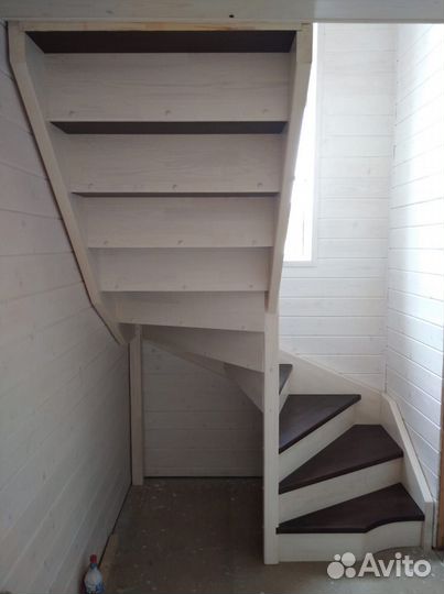 Лестница на заказ П-образная