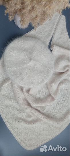 Берет с бактусом ручной работы