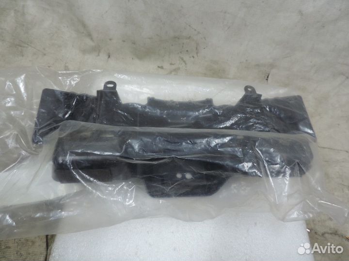 Кронштейн переднего бампера Mazda CX-7 2006 - 2012