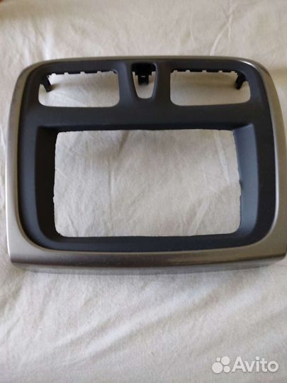 Рамка для Рено логан2