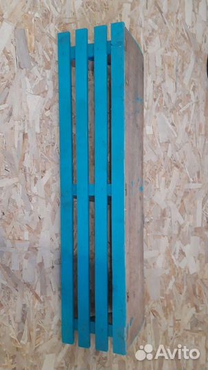 Вешалка деревянная