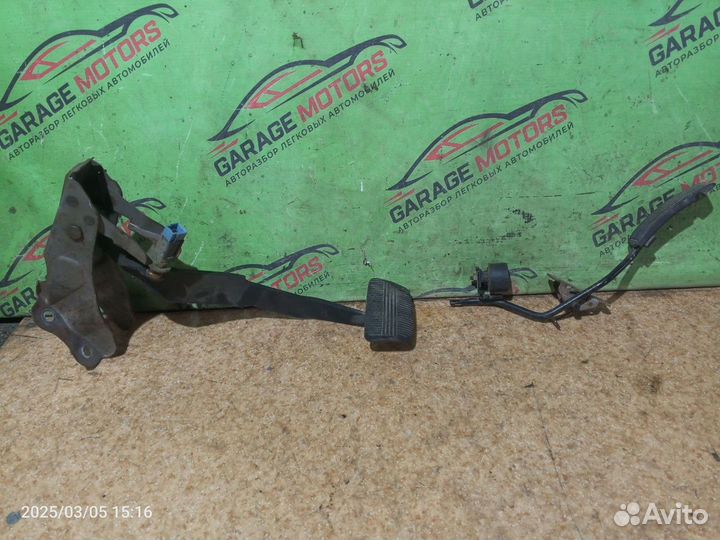 Педаль газа АКПП Nissan Cefiro A32 1994 VQ20