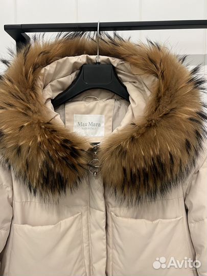 Пуховик зимний 44