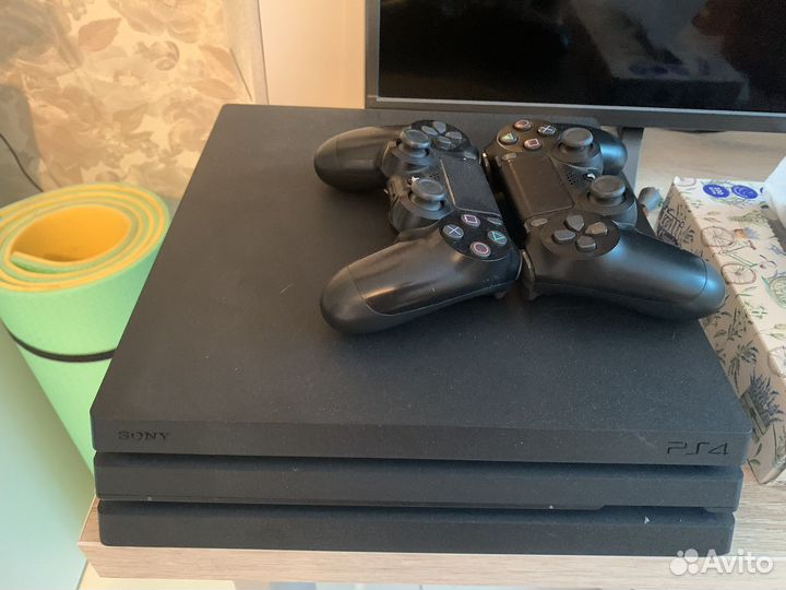 Sony PS4 pro 1tb
