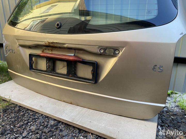 Крышка багажника Ford Focus 1 универсал