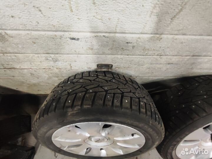 Колеса в сборе r16 зимние от Audi