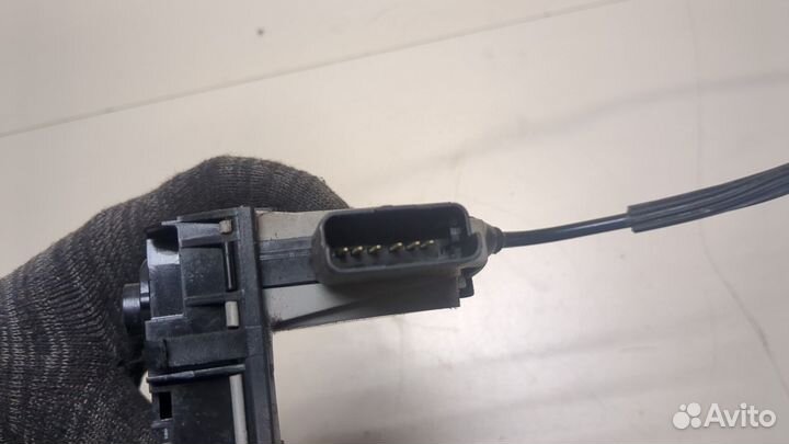 Замок двери левый задний Citroen C4