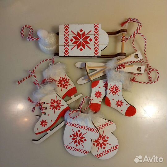 Игрушки - украшения для нг и Рождества из дерева