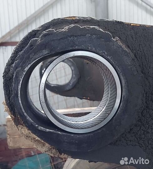 Восстановление отверстий на выезде расточка