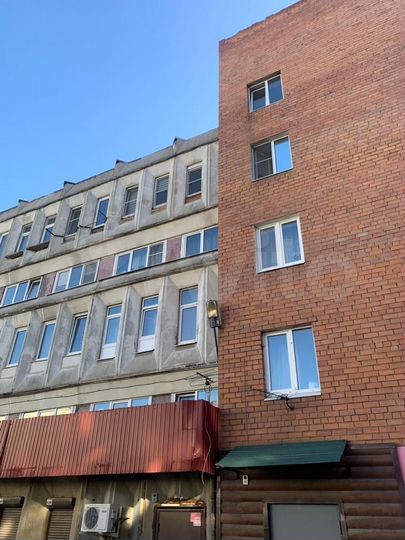 Комната 11,8 м² в 4-к., 1/5 эт.