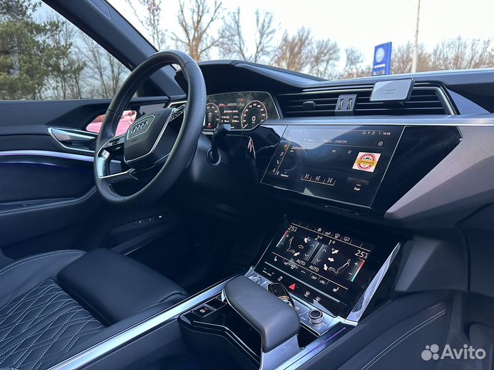 Audi e-tron Sportback 408 л.с. AT, 2020, 52 000 км