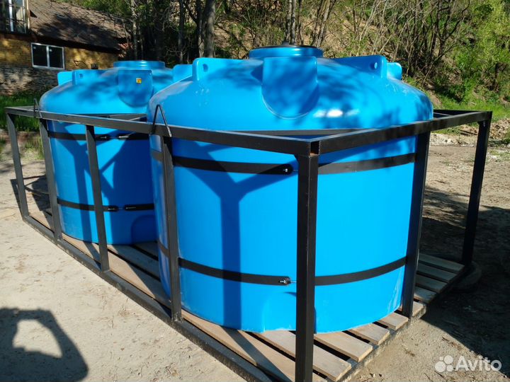 Емкость пластиковая под воду кас для перевозки