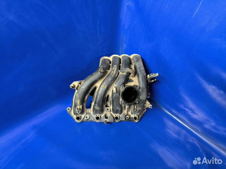 Коллектор впускной Volkswagen Polo V