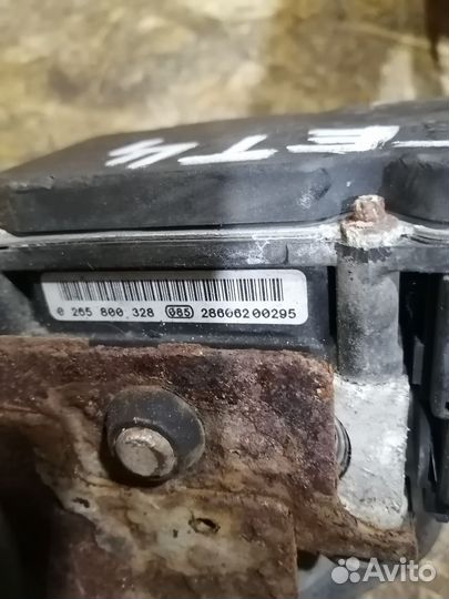 Блок ABS Хендай Гетц 0265800328 589101C310