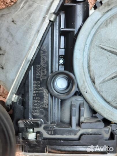 Двигатель стеклоподъемника Toyota Camry