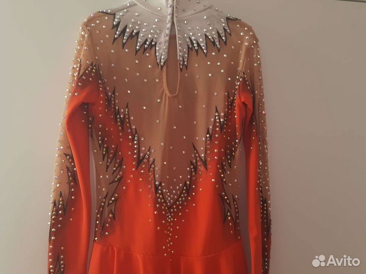 Костюм для фигурного катания 128