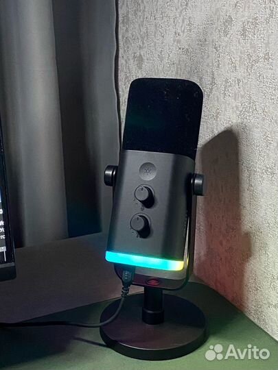 Микрофон Fifine AM8